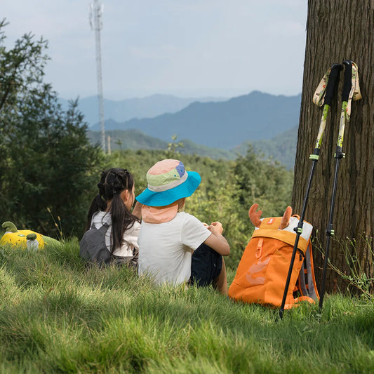 Top Christmas Outdoor Gifts for Kids: Warm, Practical & Adventure-Ready