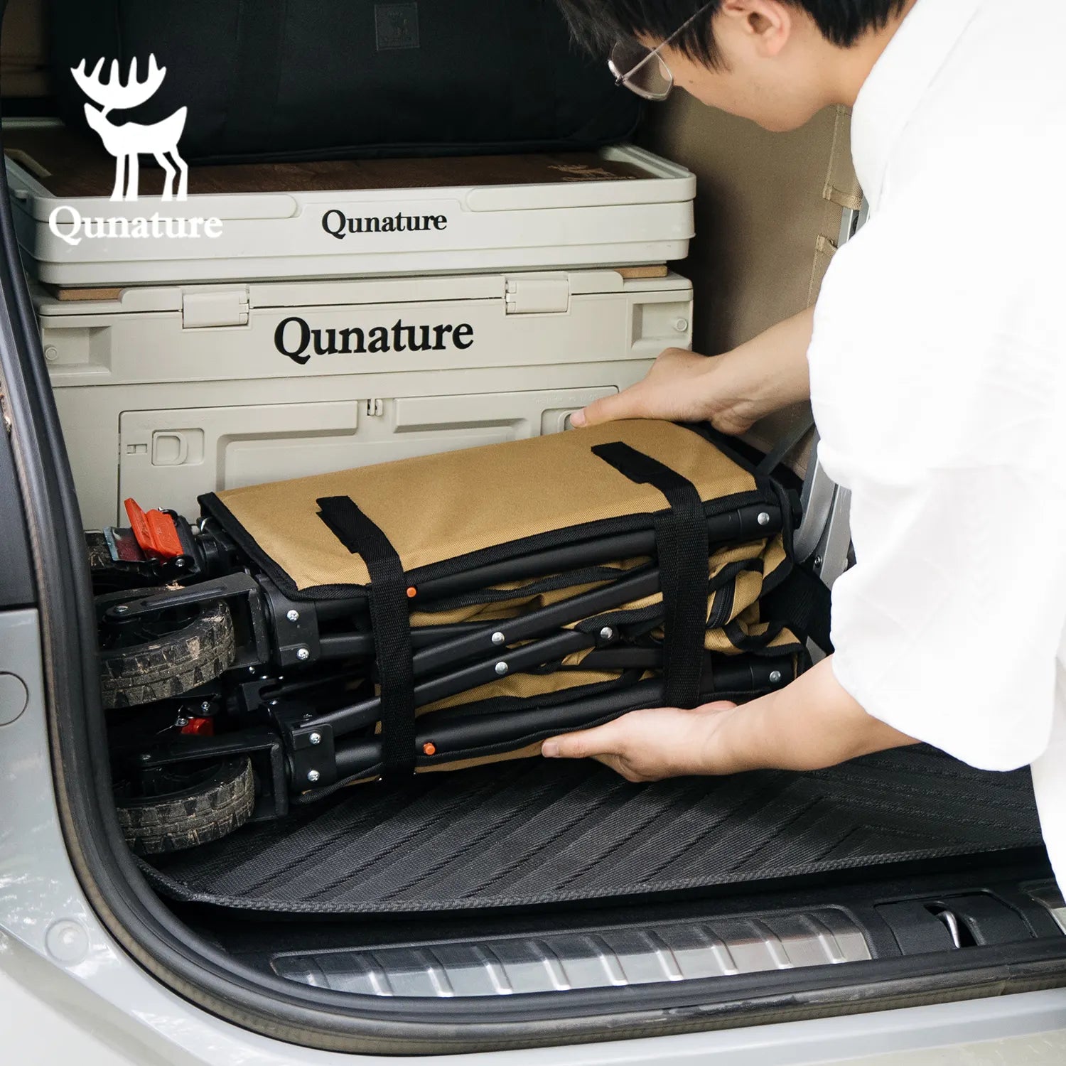 This trolley can be stored in the trunk of a bicycle after being folded, which is very convenient.