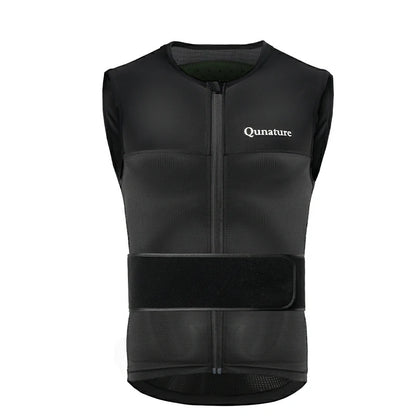 A black ski back vest with a front zipper and the brand 'Qunature' written on the upper front.