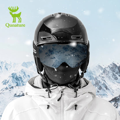 Person wearing a black helmet and goggles with a snowy mountain background, featuring the Qunature brand.