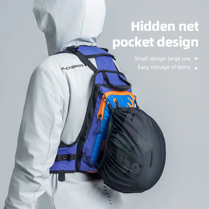 This ski training strap has a mesh pocket on the back that can hold larger items like snow helmets.