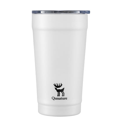 White insulated tumbler with clear lid on a white background, featuring Qunature logo.